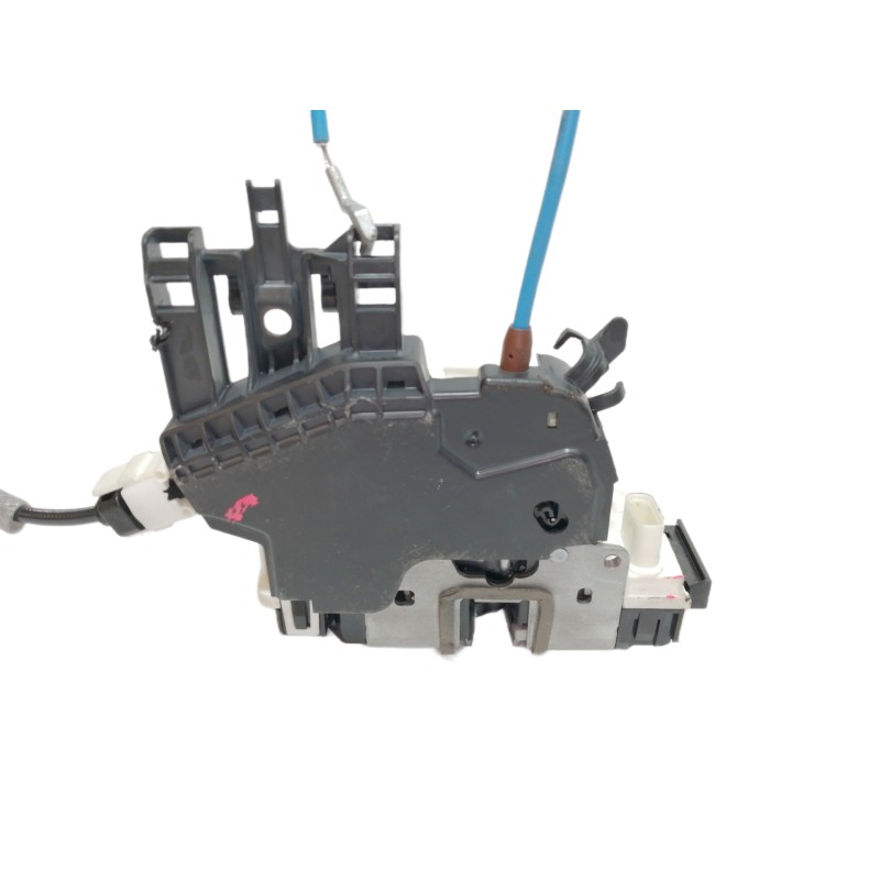 Recambio de cerradura puerta delantera derecha para mercedes-benz clase gla (w156) gla 180 (156.942) referencia OEM IAM A1667200