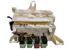 Recambio de caja reles / fusibles para bmw x3 (e83) 3.0 turbodiesel cat referencia OEM IAM 8364542 61356902269  2
