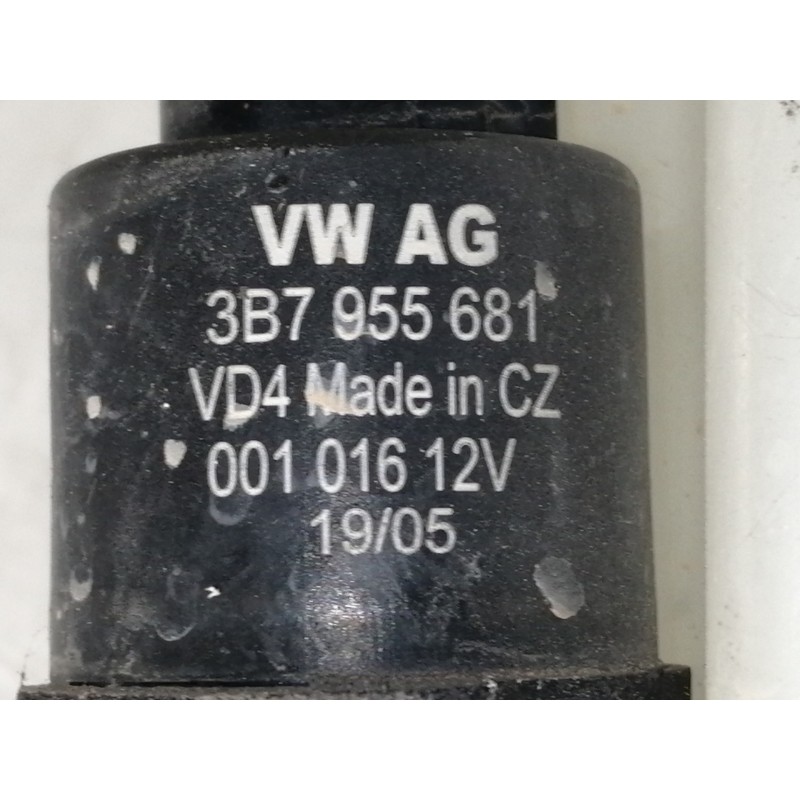 Recambio de deposito limpia para audi a6 berlina (4f2) 2.0 tdi referencia OEM IAM 4F0955453 4F0955451Q 3B7955681 