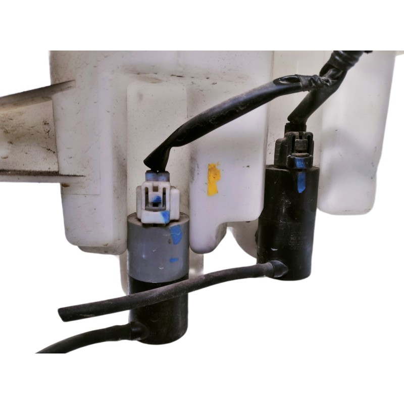 Recambio de deposito limpia para toyota auris luna referencia OEM IAM E11001202 E11015089 