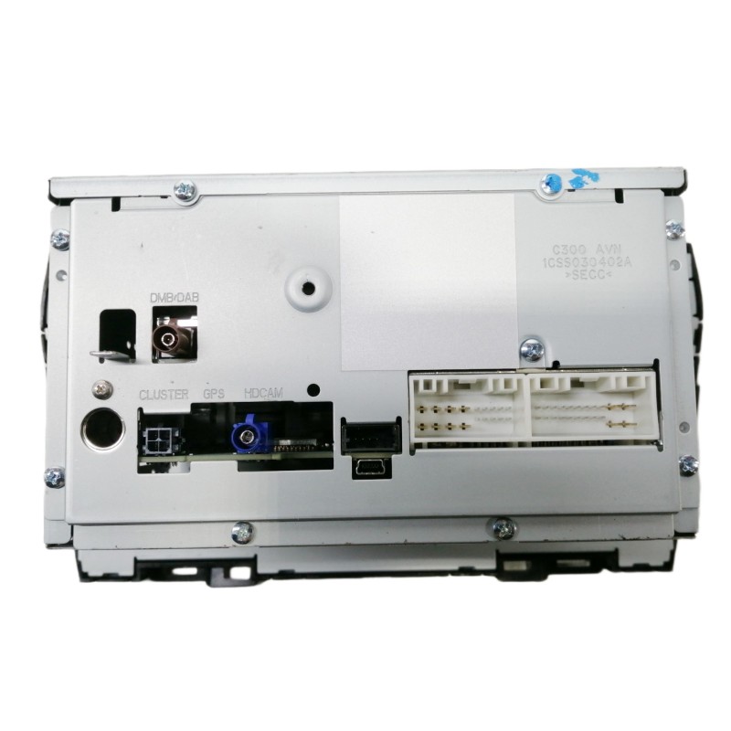 Recambio de pantalla multifuncion para ssangyong tivoli limited 4x2 referencia OEM IAM 8914035210 9DK8745DNBV / X150 AWB203K0002