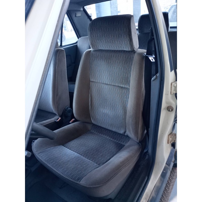 Recambio de asiento delantero derecho para seat malaga glx referencia OEM IAM   