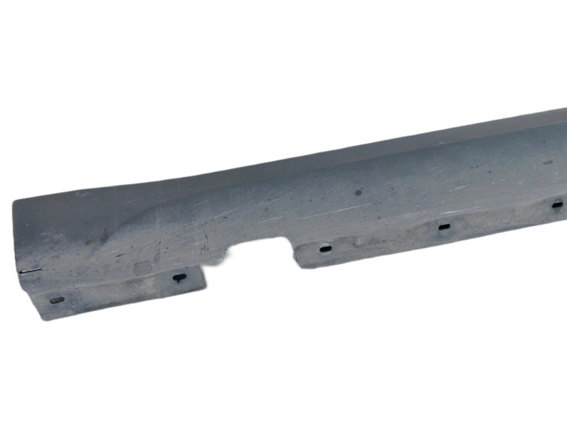 Recambio de faldon lateral para bmw x1 (e84) xdrive 18d referencia OEM IAM   IZQUIERDO