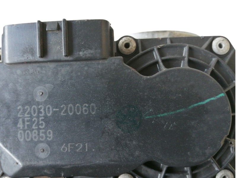 Recambio de caja mariposa para lexus rx 300(mcu35) luxury referencia OEM IAM 2203020060  CUERPO MARIPOSA DE ADMISION