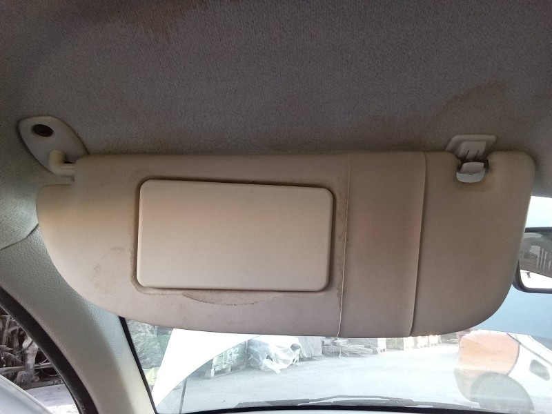 Recambio de parasol izquierdo para peugeot 206 berlina 1.4 hdi referencia OEM IAM   