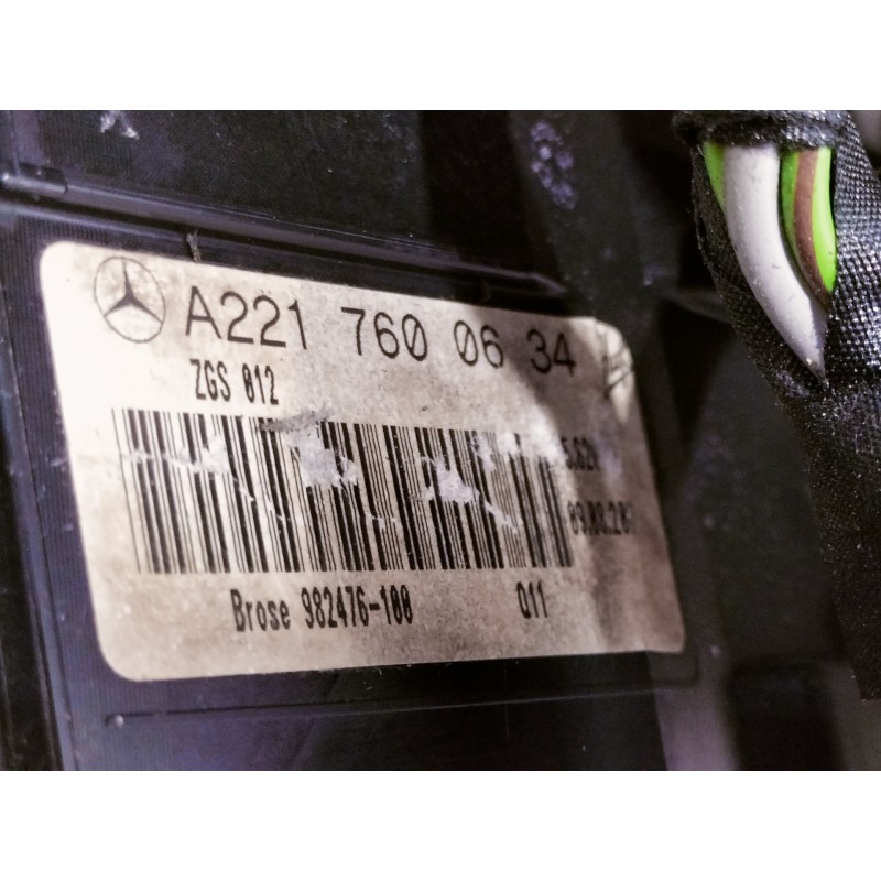 Recambio de cerradura puerta trasera derecha para mercedes-benz clase s (w221) berlina 600 (221.176) referencia OEM IAM A2217201