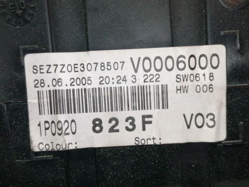 Recambio de cuadro instrumentos para seat leon (1p1) 2.0 tdi referencia OEM IAM 1P0920823F A2C53029654 110080280026
