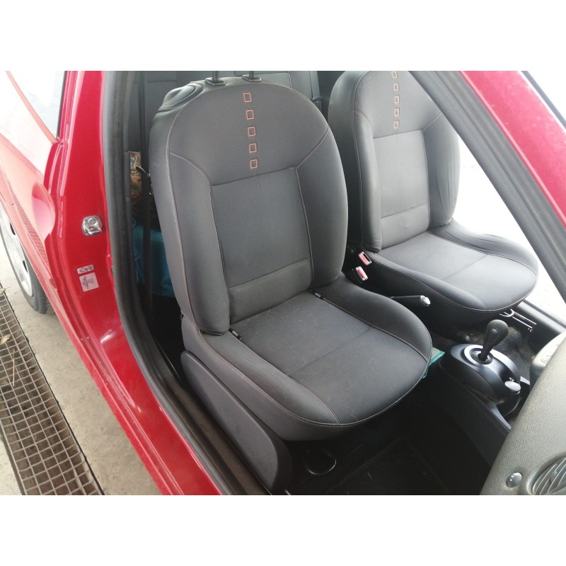 Recambio de asiento delantero derecho para renault twingo authentique referencia OEM IAM   