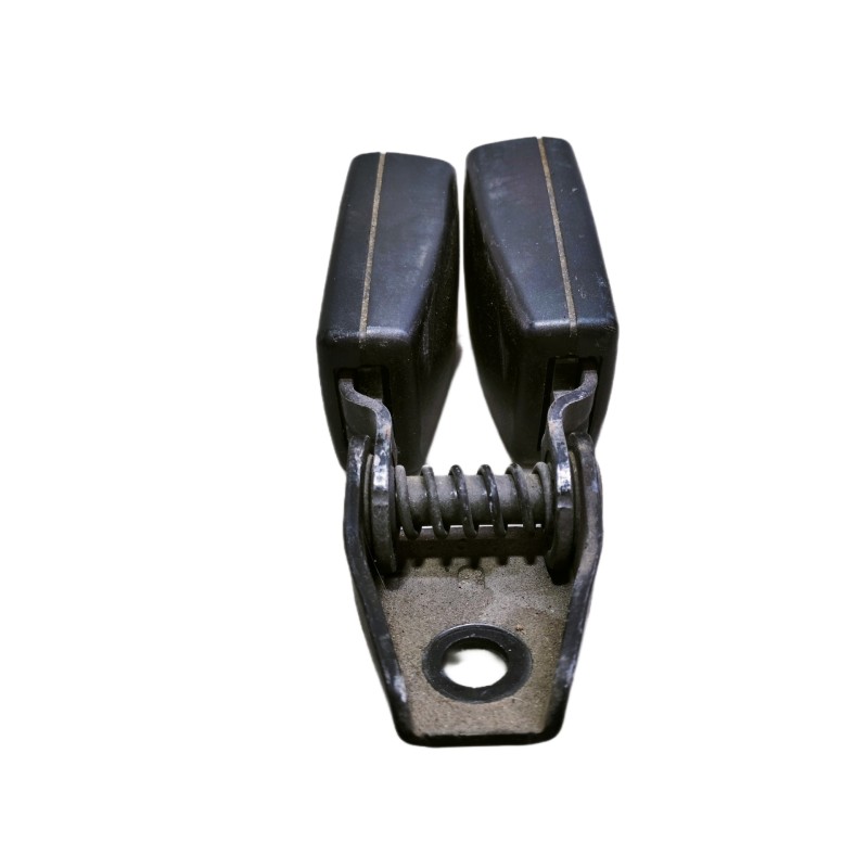 Recambio de enganche cinturon trasero central para volkswagen scirocco (137) 2.0 tdi (103kw) referencia OEM IAM 8J8857739H  