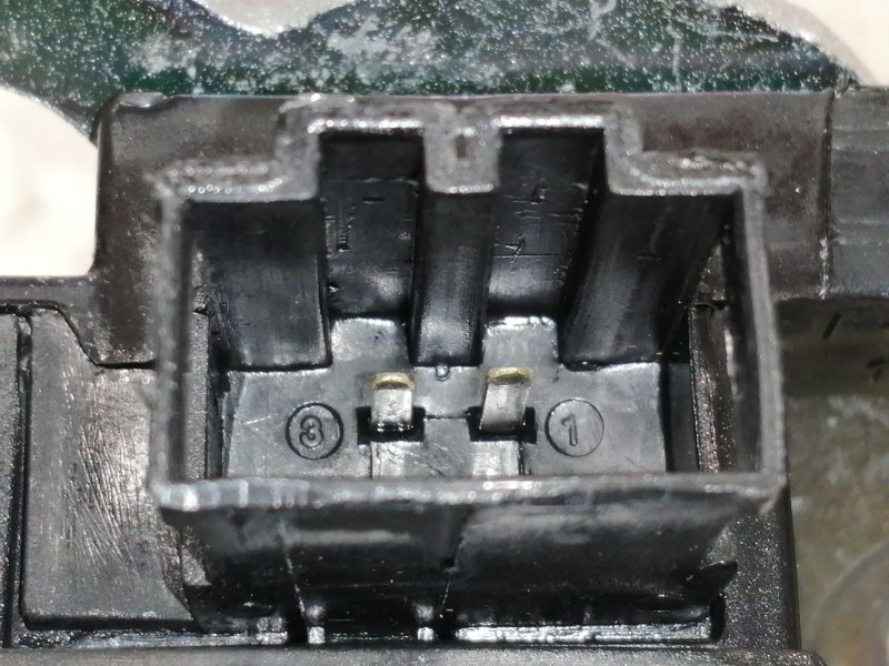 Recambio de cerradura maletero / porton para seat toledo (kg3) style referencia OEM IAM 5E0827505 151511 