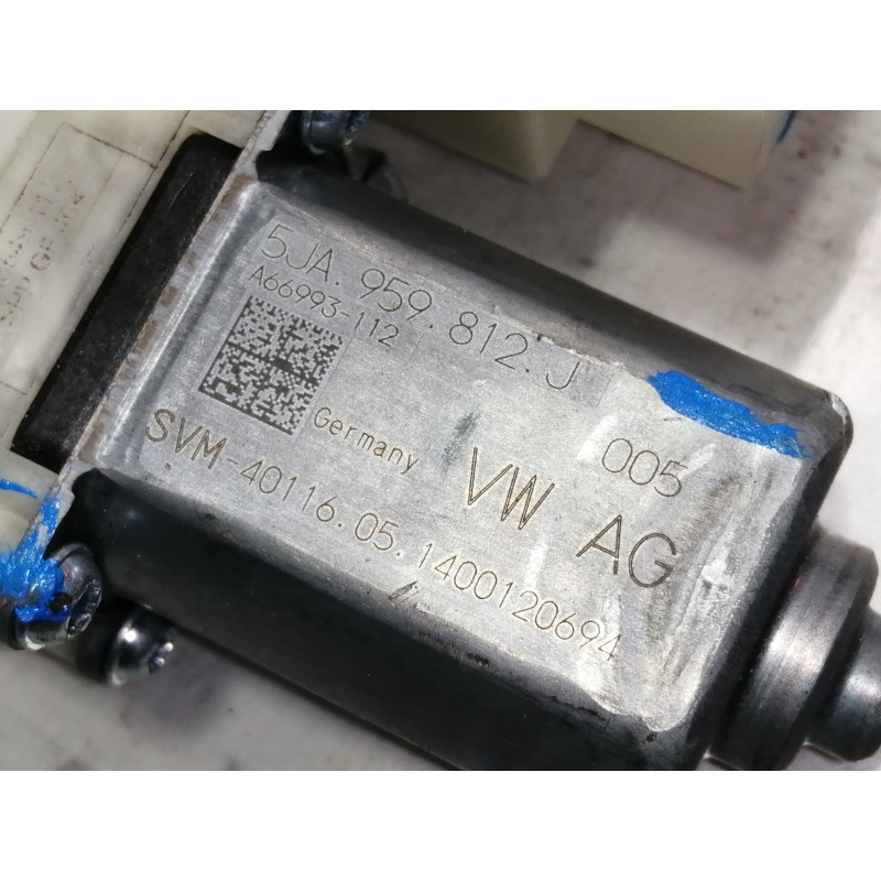Recambio de elevalunas delantero derecho para seat toledo (kg3) style referencia OEM IAM 5JA959812J 1400120694 / A67937113 14054