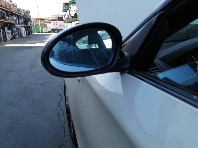 Recambio de retrovisor izquierdo para bmw serie 1 berlina (e81/e87) 118d referencia OEM IAM F0133101 F0133101 C013105 ELECTRICO 