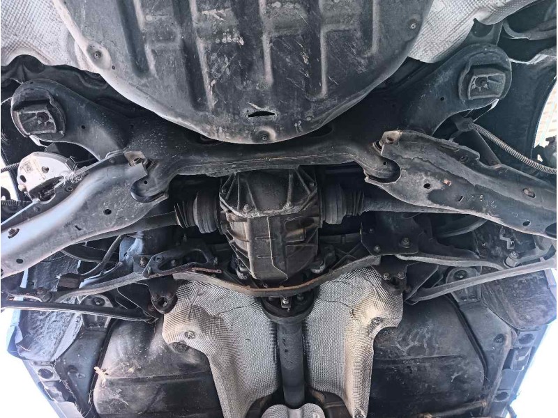 Recambio de transmision trasera izquierda para mercedes-benz clase s (w221) berlina 600 (221.176) referencia OEM IAM A2213503410