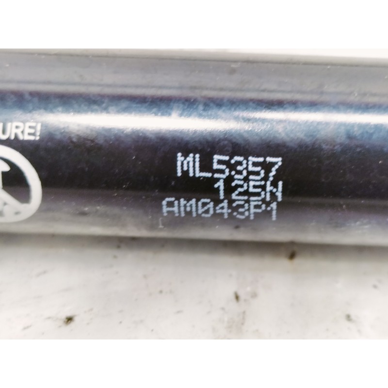 Recambio de amortiguadores capo para volkswagen touareg (7la) 2.5 tdi referencia OEM IAM 7L6823359B  