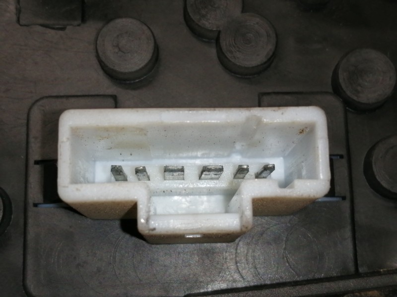 Recambio de piloto trasero izquierdo para peugeot 406 berlina (s1/s2) stdt referencia OEM IAM 9630364877  