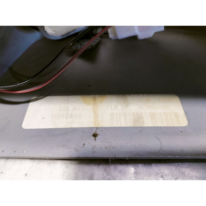 Recambio de apoyabrazos central para dodge caliber s referencia OEM IAM 1BM461DAAB 3C380603NAB 7D537325 B1BM461DAAB3766 