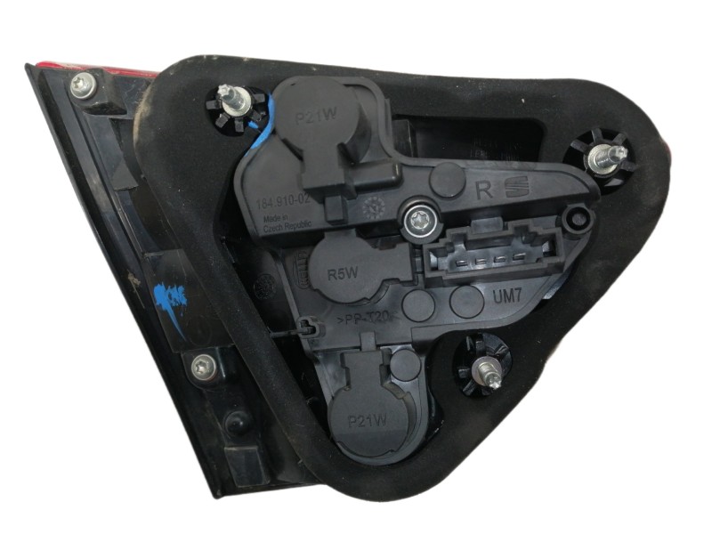 Recambio de piloto trasero derecho interior para seat toledo (kg3) style referencia OEM IAM 18491002  