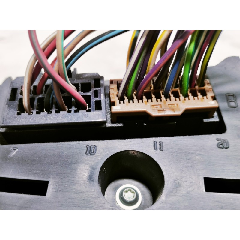 Recambio de cuadro instrumentos para dodge caliber s referencia OEM IAM P04840657AB E356204840657AA TC8QI100600YLD P05107004AG 