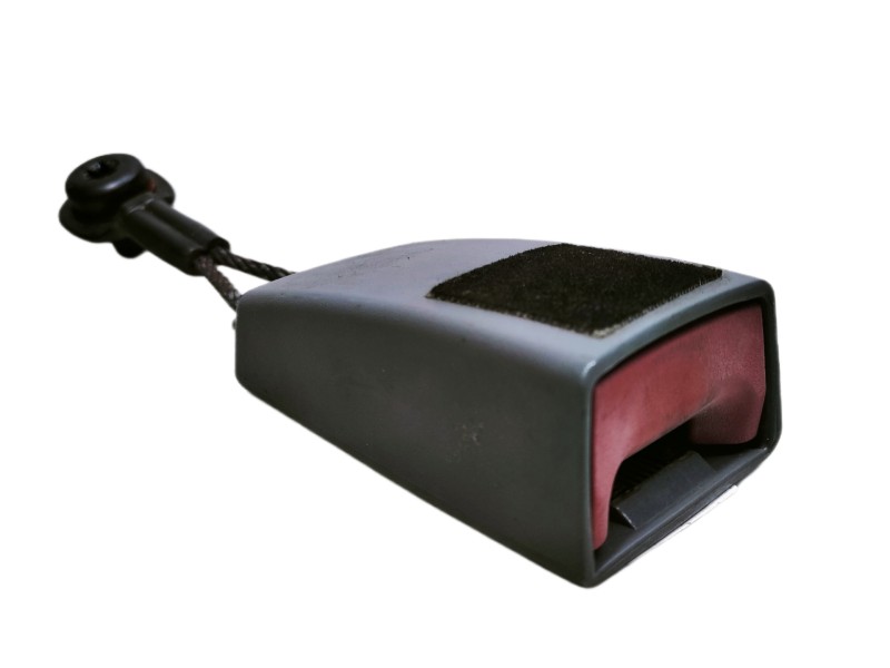 Recambio de enganche cinturon delantero derecho para dodge caliber s referencia OEM IAM 1CY361DAAA 53067061 
