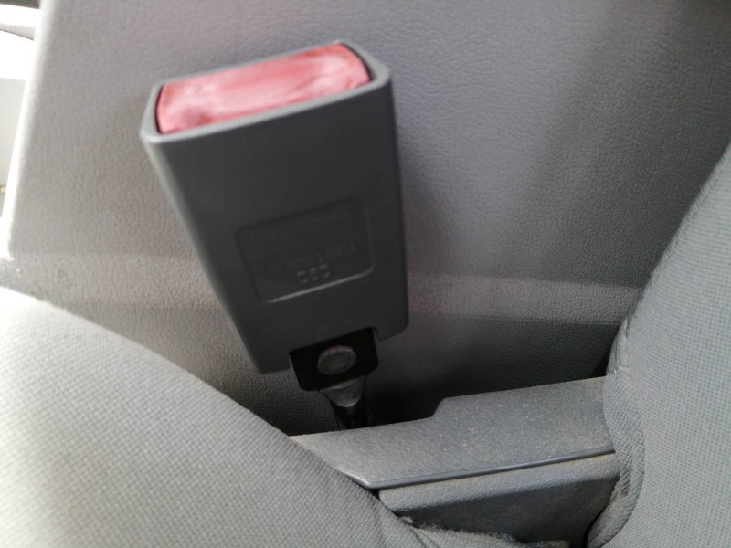 Recambio de enganche cinturon delantero derecho para dodge caliber s referencia OEM IAM 1CY361DAAA 53067061 