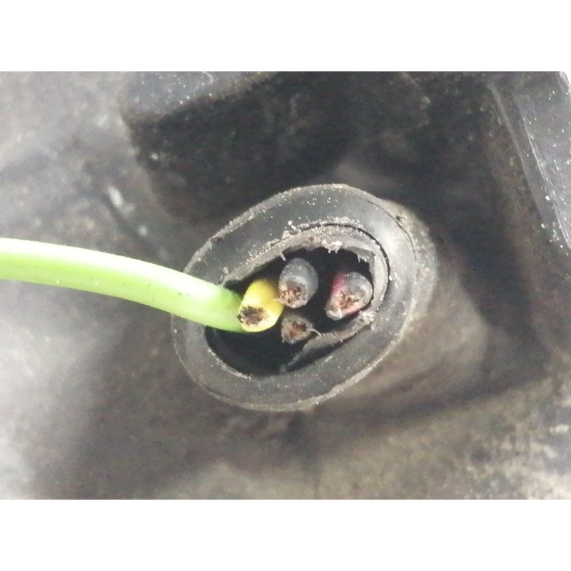 Recambio de retrovisor derecho para opel zafira b cosmo referencia OEM IAM 13131970SC 471532 ELECTRICO 5 CABLES