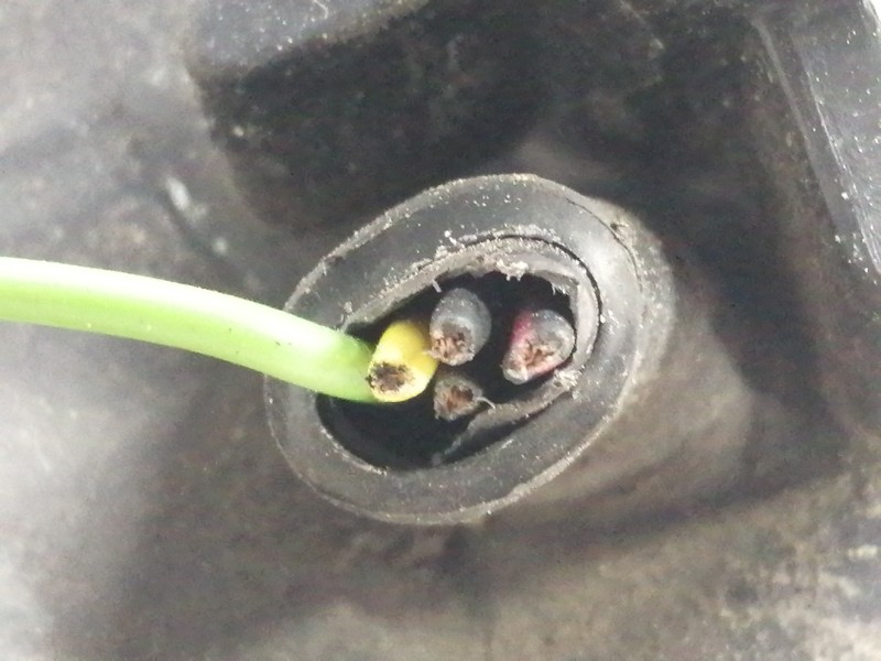 Recambio de retrovisor derecho para opel zafira b cosmo referencia OEM IAM 13131970SC 471532 ELECTRICO 5 CABLES