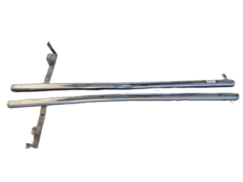 Recambio de estribos laterales para dacia duster sl audacia 4x2 referencia OEM IAM ESTRIBODERECHOEIZQUIERDO  