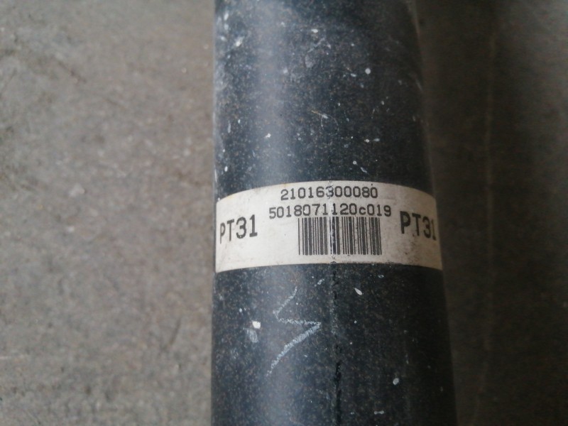 Recambio de transmision central para lexus is200 (ds2/is2) 220d referencia OEM IAM PT31 21016300080 144MM