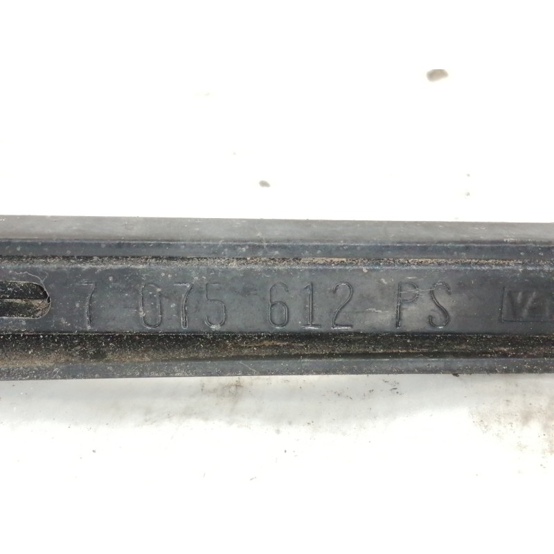 Recambio de brazo limpia delantero derecho para bmw x5 (e53) 3.0d referencia OEM IAM 183800 7075612PS 