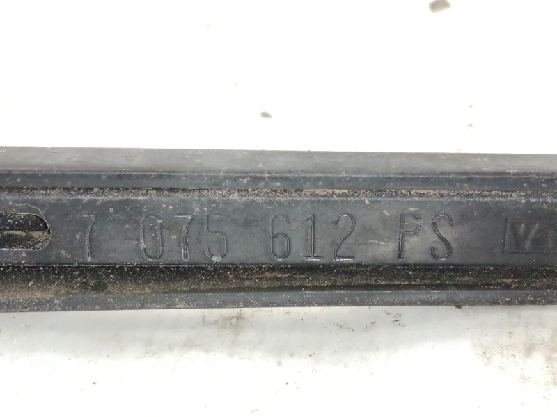 Recambio de brazo limpia delantero derecho para bmw x5 (e53) 3.0d referencia OEM IAM 183800 7075612PS 