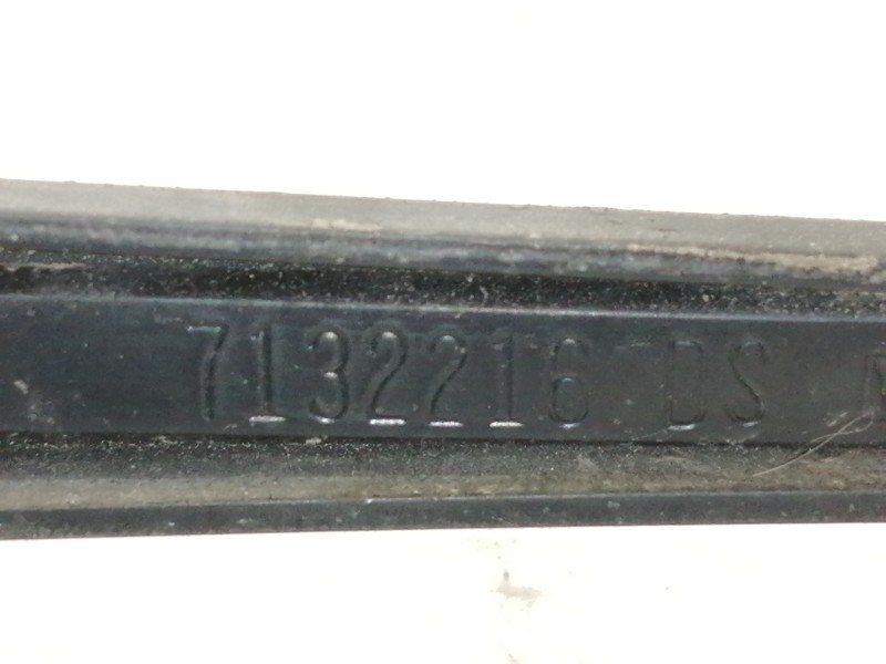 Recambio de brazo limpia delantero izquierdo para bmw x5 (e53) 3.0d referencia OEM IAM 24016975 7132216DS 