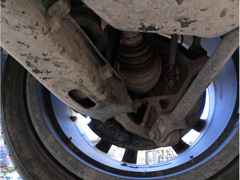 Recambio de mangueta trasera izquierda para lexus is200 (ds2/is2) 220d referencia OEM IAM   