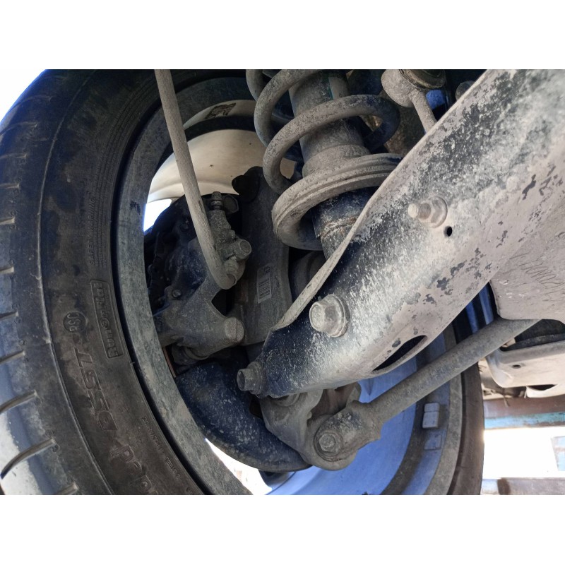 Recambio de mangueta trasera izquierda para lexus is200 (ds2/is2) 220d referencia OEM IAM   