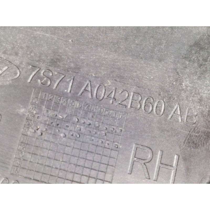 Recambio de apoyabrazos central para ford mondeo ber. (ca2) trend x referencia OEM IAM 7S71A042B61AC 7S71A042B60AB 8M5T15K603KA