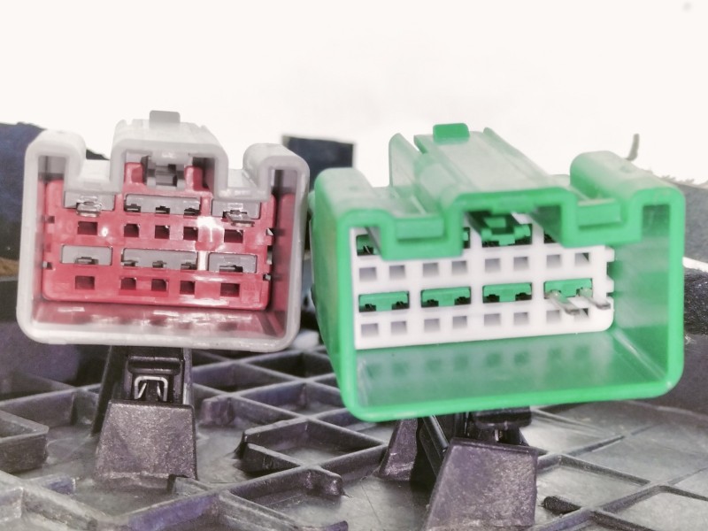 Recambio de apoyabrazos central para ford mondeo ber. (ca2) trend x referencia OEM IAM 7S71A042B61AC 7S71A042B60AB 8M5T15K603KA