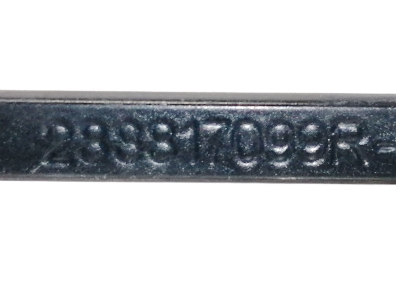 Recambio de brazo limpia delantero izquierdo para dacia duster ambiance 4x2 referencia OEM IAM 288817099R  