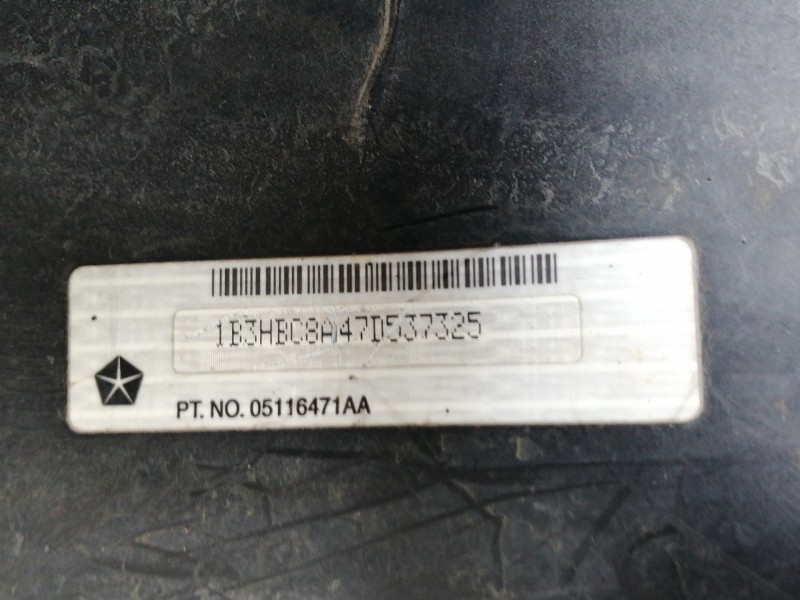 Recambio de paragolpes delantero para dodge caliber s referencia OEM IAM 1B3HBC8A47D537325 05116471AA 