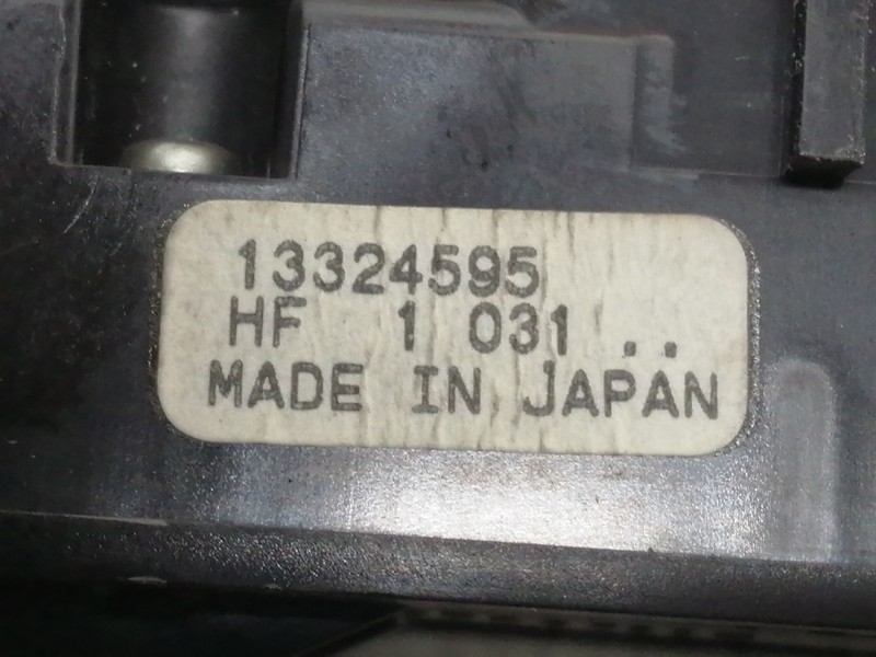 Recambio de warning para opel insignia berlina cosmo referencia OEM IAM 13324595  