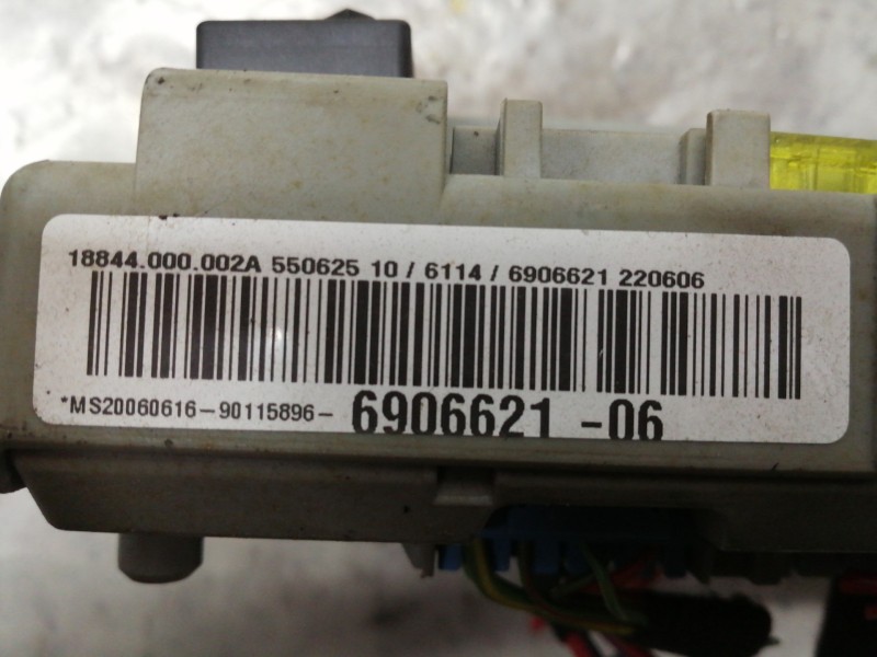Recambio de caja reles / fusibles para bmw serie 3 berlina (e90) 330d referencia OEM IAM 18844000002A 690662106 MS20060616