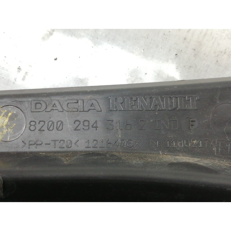 Recambio de torpedo para dacia duster ambiance 4x2 referencia OEM IAM 82008254572 1180217X 1216410X