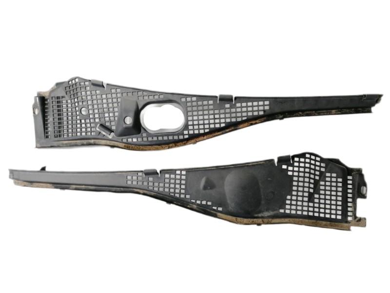 Recambio de torpedo para dacia duster ambiance 4x2 referencia OEM IAM 82008254572 1180217X 1216410X