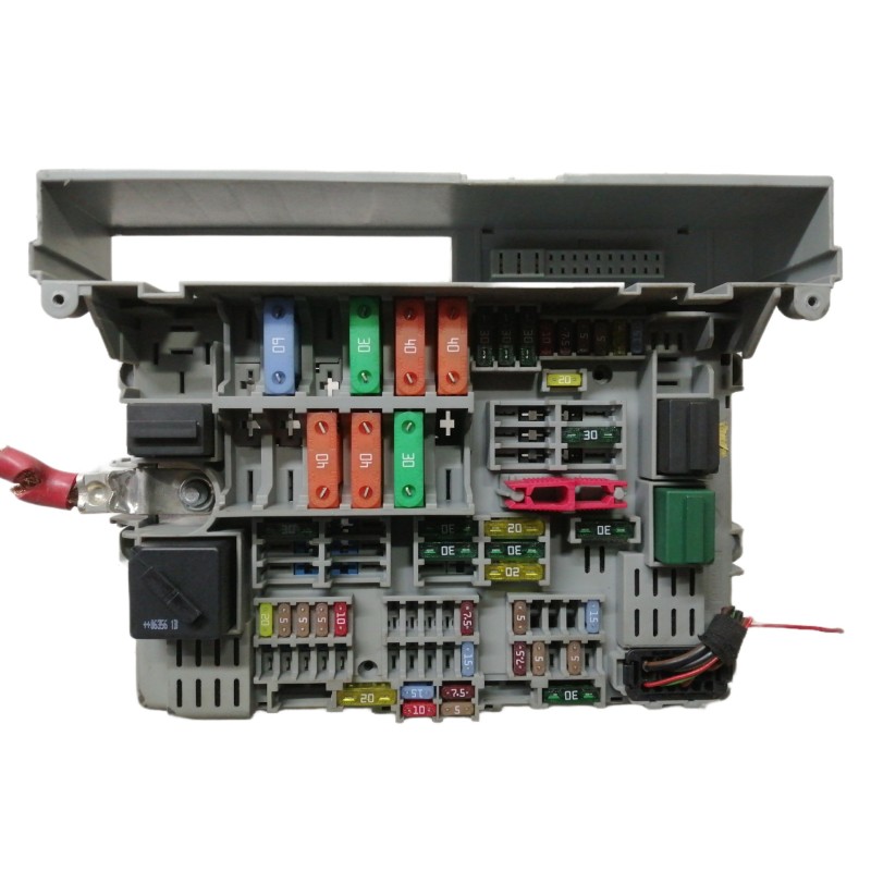 Recambio de caja reles / fusibles para bmw serie 3 berlina (e90) 330d referencia OEM IAM 18844000002A 690662106 MS20060616
