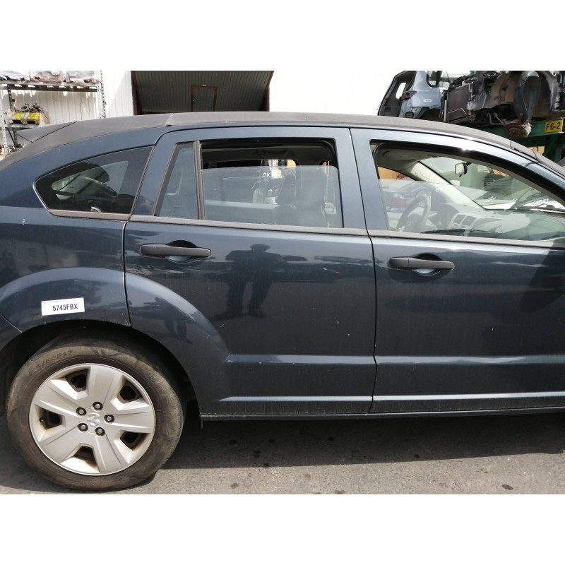 Recambio de puerta trasera derecha para dodge caliber s referencia OEM IAM   