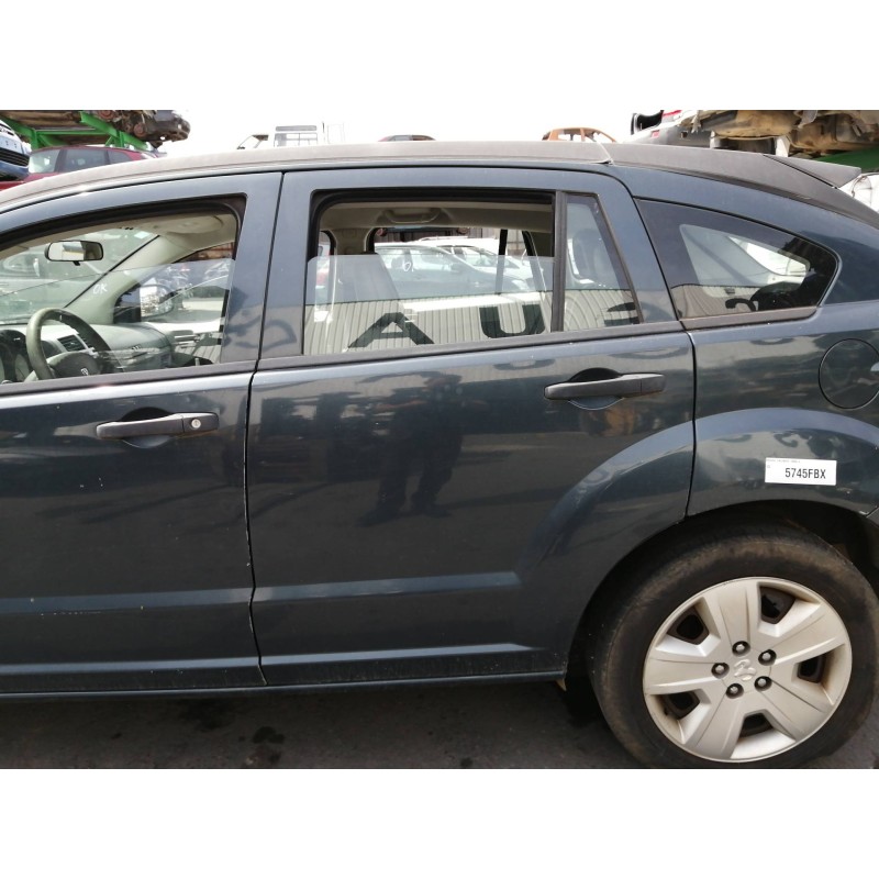 Recambio de puerta trasera izquierda para dodge caliber s referencia OEM IAM   