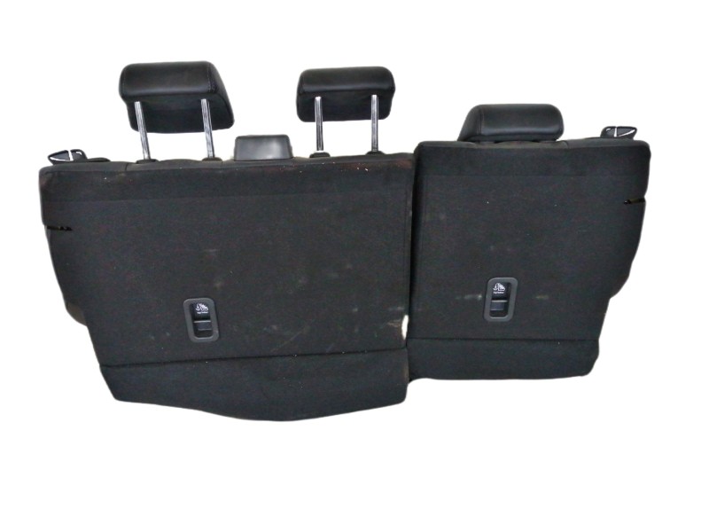 Recambio de asientos traseros para mazda cx-3 evolution referencia OEM IAM   