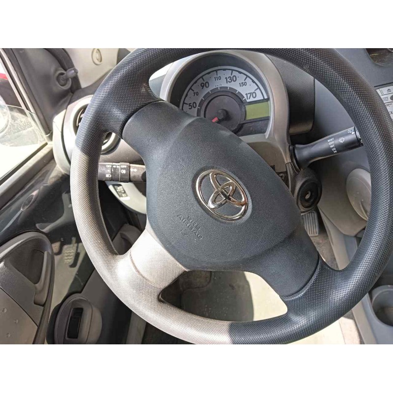Recambio de airbag delantero izquierdo para toyota aygo (kgb/wnb) 1.0 cat referencia OEM IAM 451300H010B0 E8BT5010412 