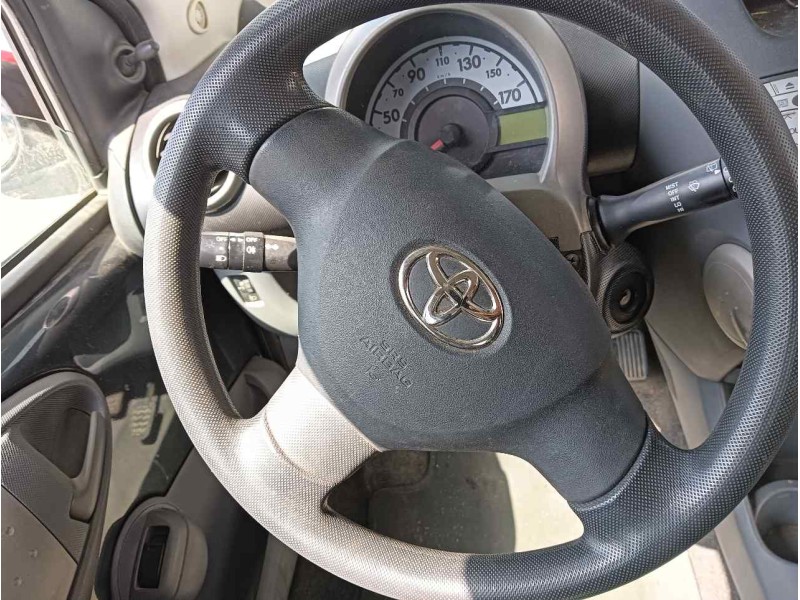 Recambio de airbag delantero izquierdo para toyota aygo (kgb/wnb) 1.0 cat referencia OEM IAM 451300H010B0 E8BT5010412 