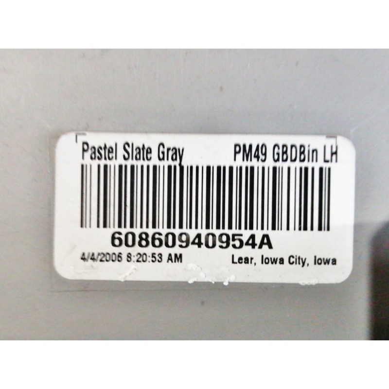 Recambio de salpicadero para dodge caliber s referencia OEM IAM 3376225A  