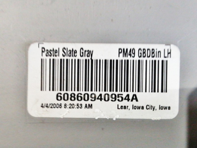 Recambio de salpicadero para dodge caliber s referencia OEM IAM 3376225A  