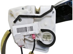 Recambio de cerradura puerta trasera izquierda para mazda cx-3 evolution referencia OEM IAM D10E  4 PINS 2